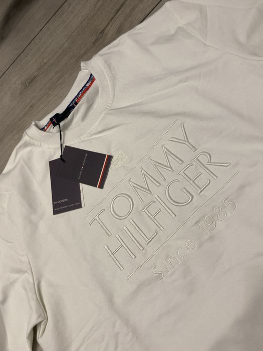 Tommy hilfiger bluza meska nowa L/xL  z metka