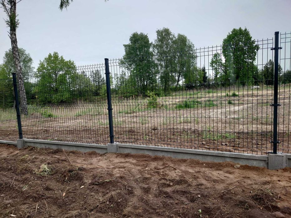 Promocja Ogrodzenie panelowe 123 cm fi 4 + podmurówka 25 cm