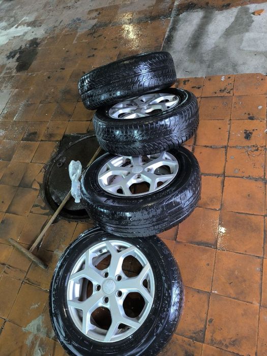 Диски з   резиною Ford  195/65/R15  5×108