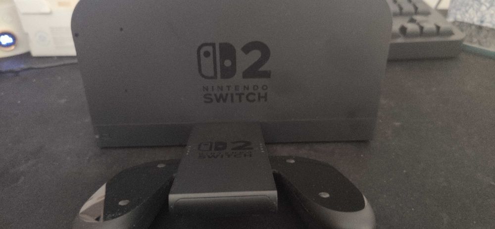 Nintendo Switch 2 (Praktycznie nowy) + Gry