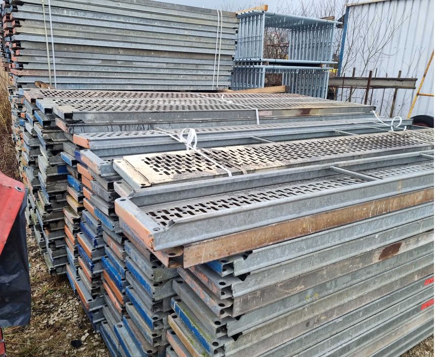 Sprzedam rusztowania typ Plettac 136 m 2 Najtaniej