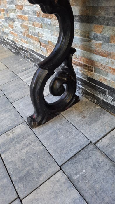 Czarna  drewniana konsola do  odświerzenia styl wloski...