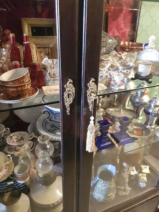 Fabulosa vitrine estilo D.Jose