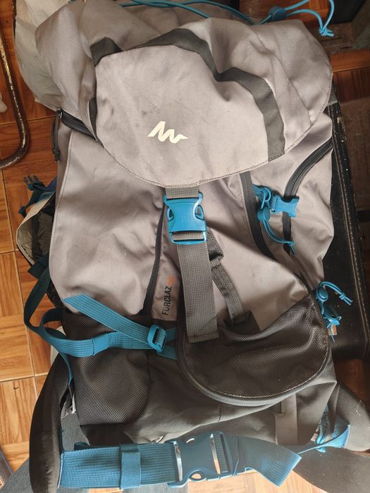 Mochila de Caminhada Decathlon Forclaz 50L – Como Nova