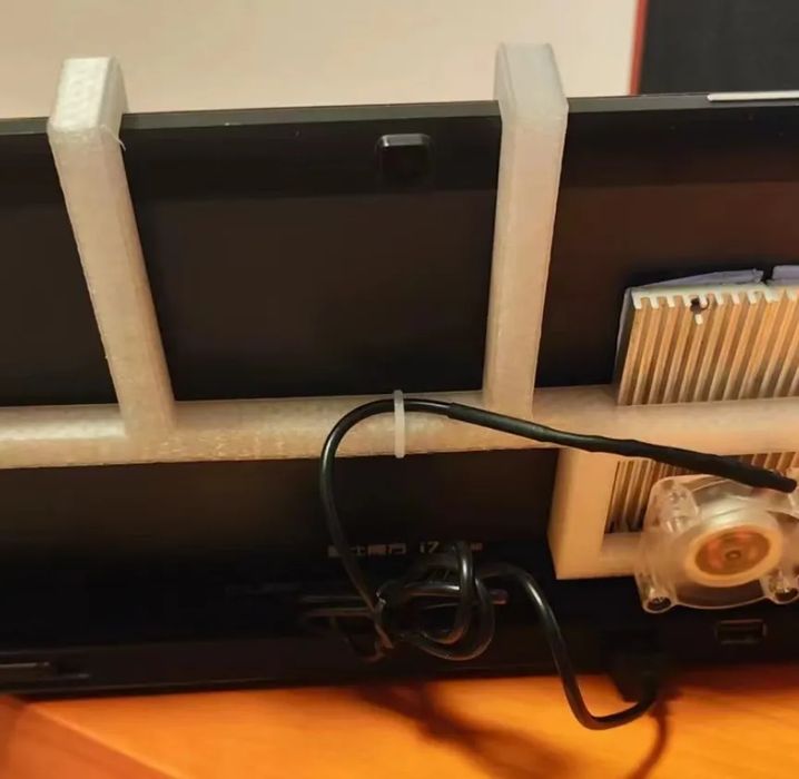 Suporte de Refrigeração para Tablet Cube i7