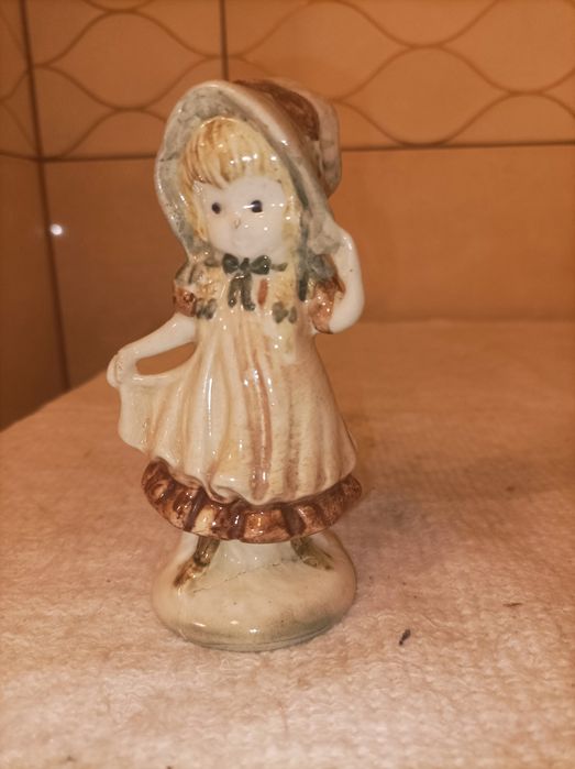 Figurka ceramiczna Dekoracyjna! Zabytkowa!