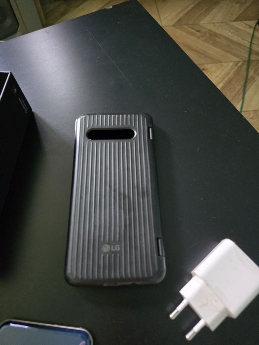 Lg v60 dual screen wersja europejska
