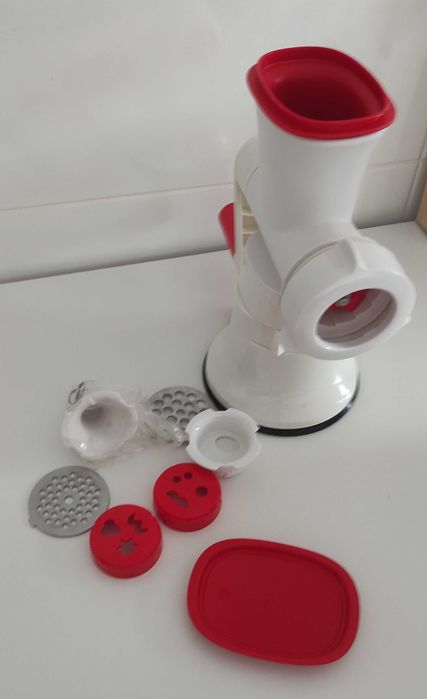 Picadora tupperware nova