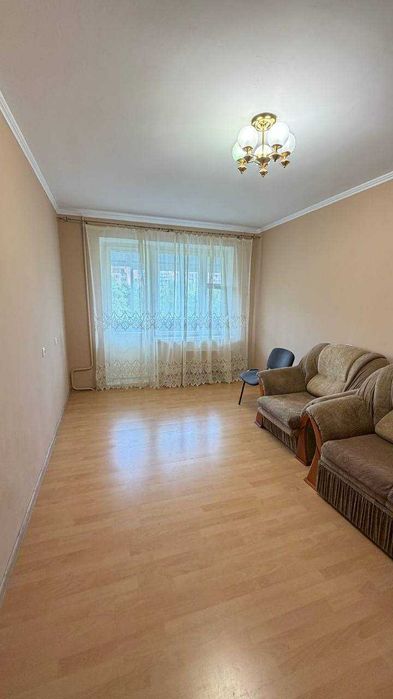 Продам 2-кімнатну квартиру в хорошому стані.