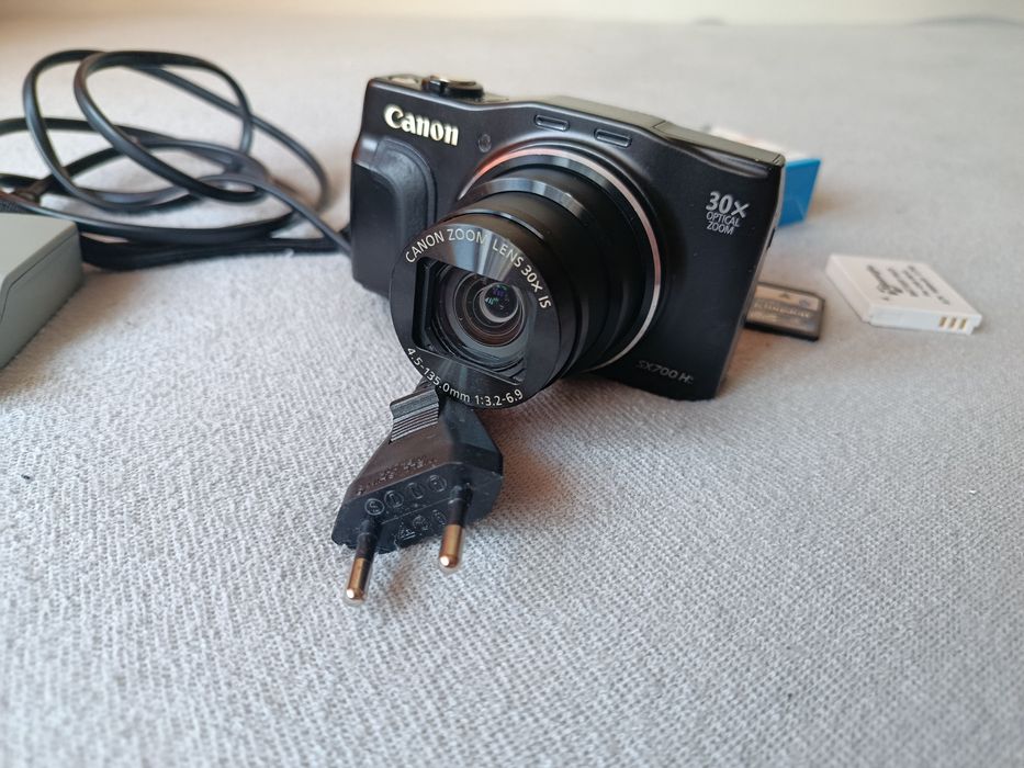 Aparat Canon Power Shot SX700 HS WiFi