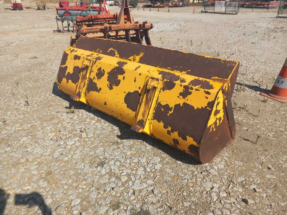 Balde para frontal Tenias