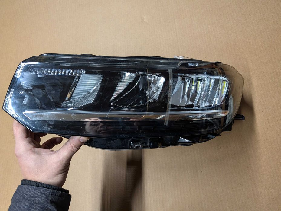 vw tcross t-cross lift  lampa lewa przód full led europa 2gm941005b