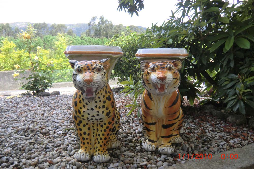 Par de Pedestais Cerâmicos Leopardo e Tigre — Decoração Vintage Anos 60/70