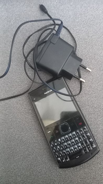 Telemóvel Nokia X2 01