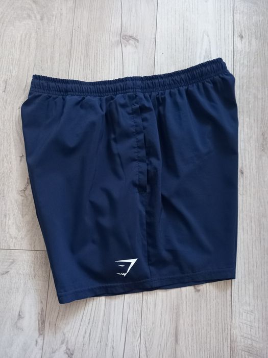 Продам шорты GYMSHARK