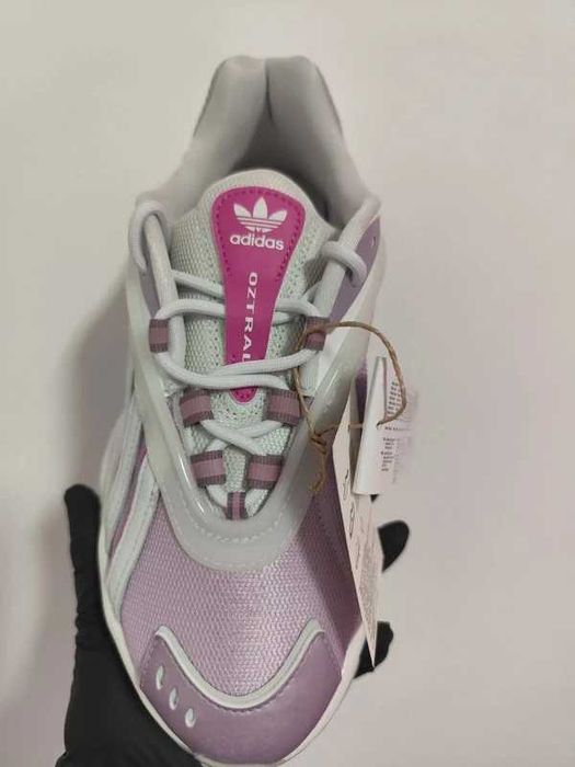 Sapatilhas adidas oztral