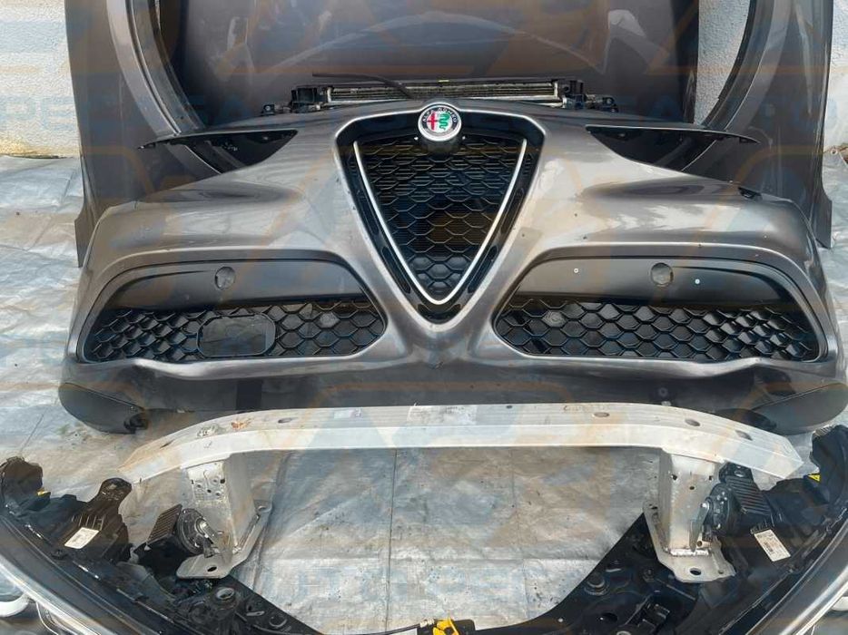 ALFA ROMEO STELVIO Frente Completa 2 0 1 7 - 2 0 2 5