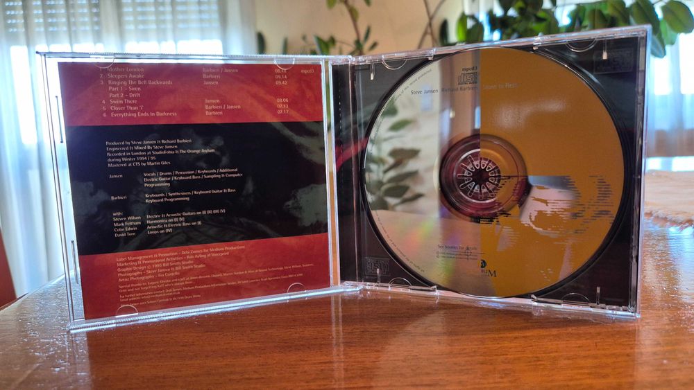 Vendo CD música "Stone to Flesh", de STEVE JANSEN e RICHARD BARBIERI !