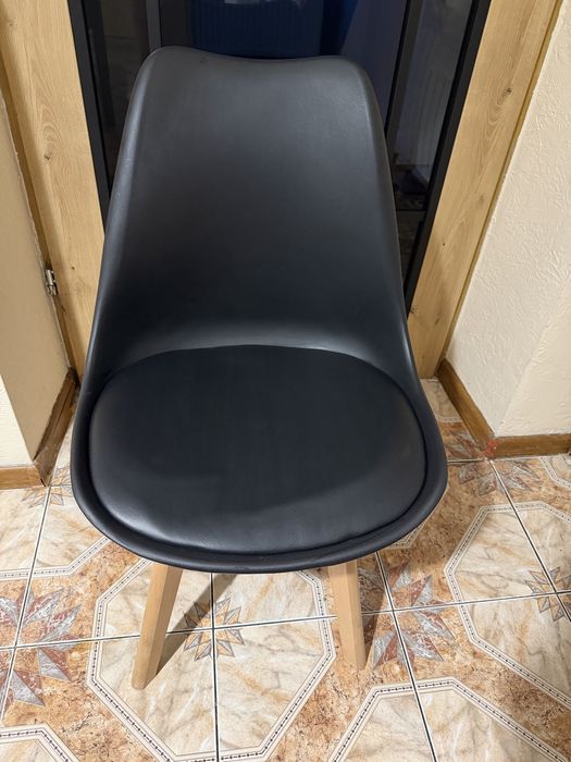 Krzesła 4 sztuki czarne