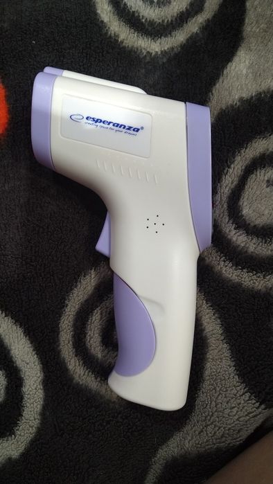 Termometr bezdotykowy Esperanza