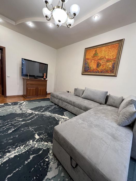 Оренда 1 кімн. Квартири по вул. Єфремова 75