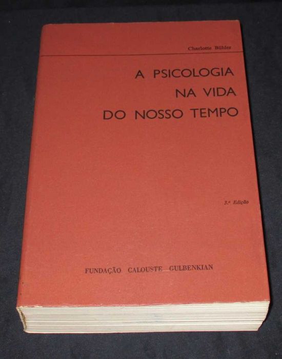 Livro Psicologia na vida do nosso tempo Gulbenkian
