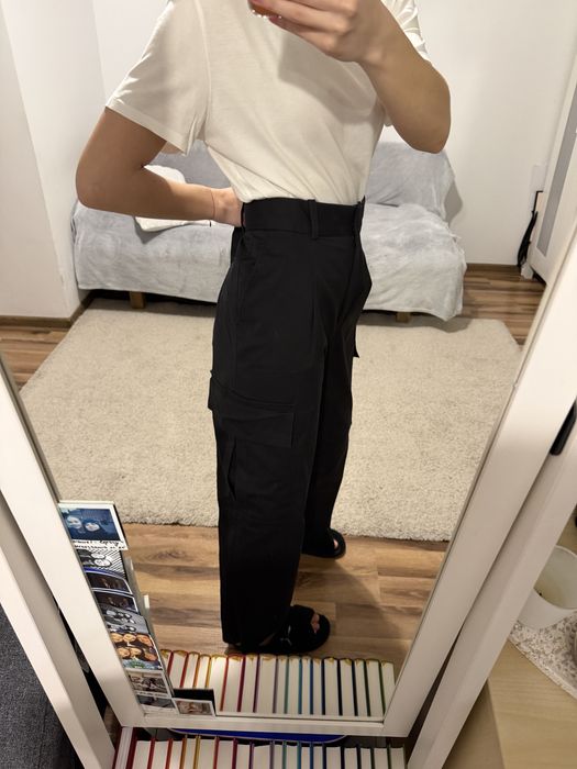 Czarne spodnie cargo Massimo Dutti, M