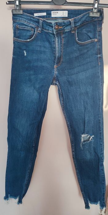 Spodnie jeansowe damskie Bershka 40