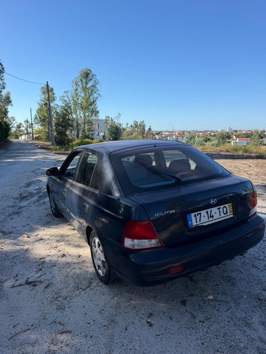 Vendo Hyundai Accent 1.3 gasolina — photo 3