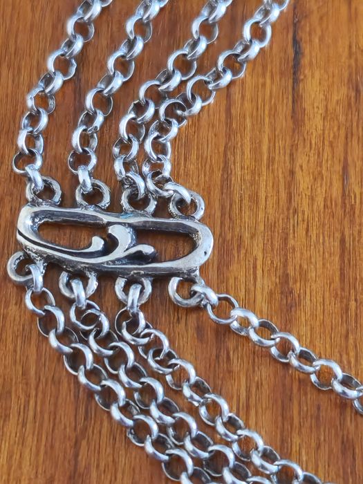 Srebny naszyjnik z koralem