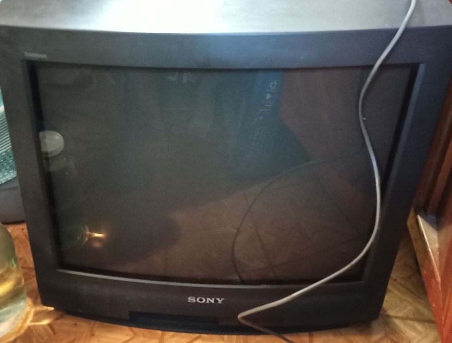 Продам телевизор