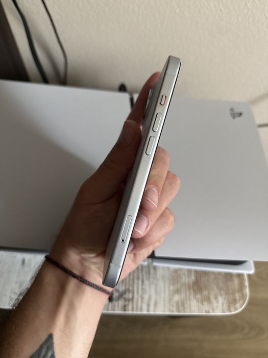 iphone 15 128gb.