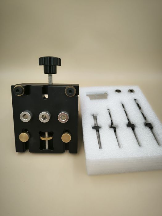 Szablon wzornik regulowany do mimośrodów połączenia niewidoczne