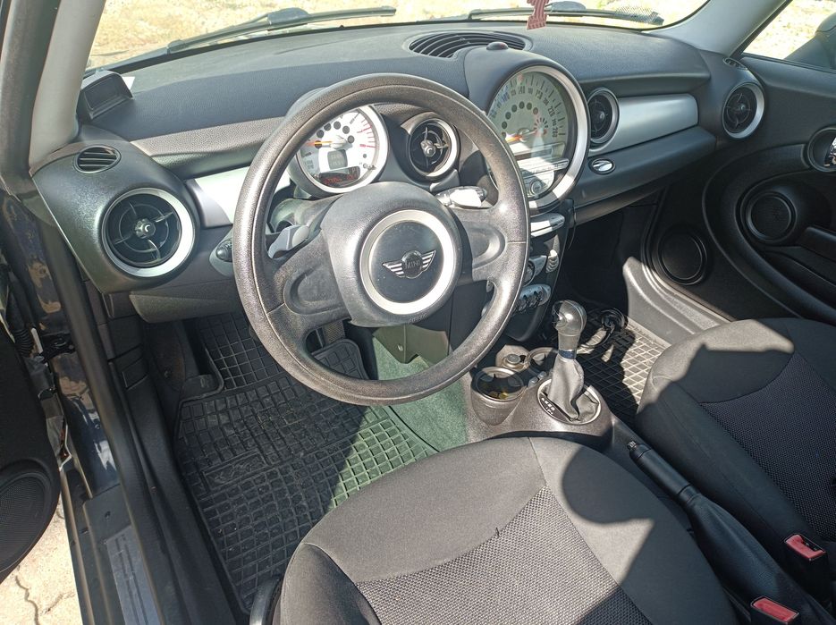 Mini one 1,4-16v-AUTOMAT