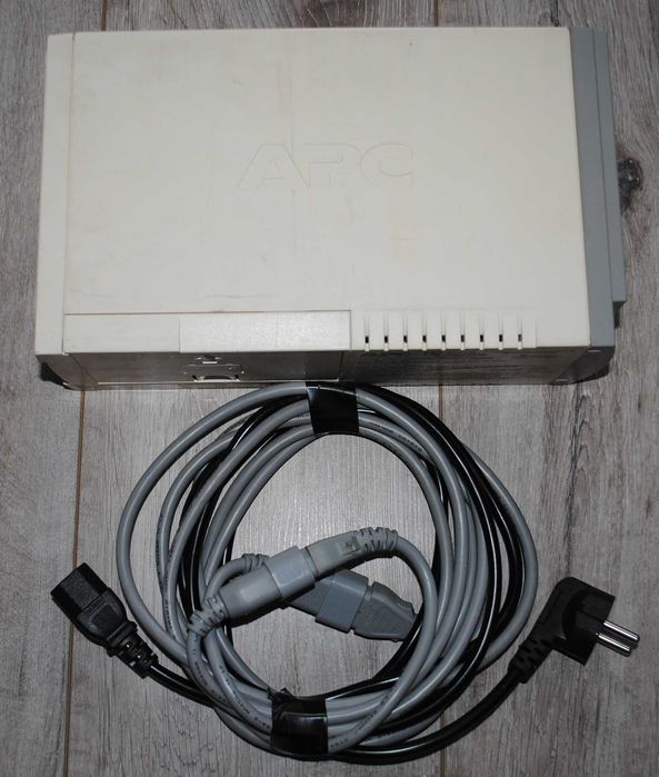 Резервний ІБЖ ИБП APC Back-UPS CS 500VA (BK500-RS) для захисту ПК