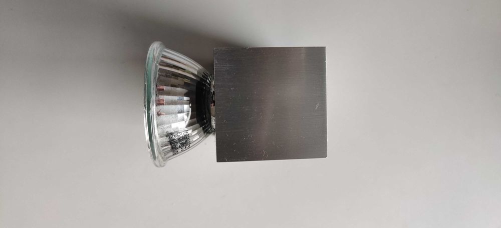 Iluminação - Aplique de parede em alumínio GU10