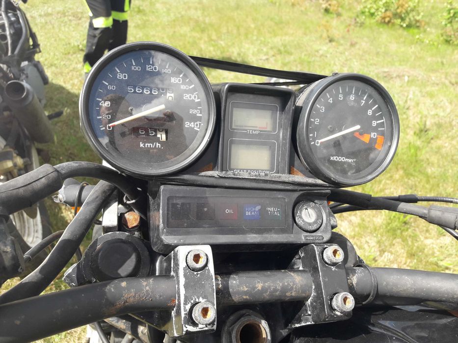 honda vf750 vf 750 magna sabre silnik lagi gaźnik bak zbiornik części