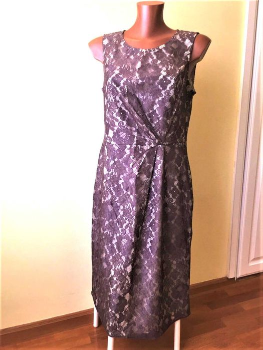 Vestido de Renda Castanho Phase Eight tam. 14