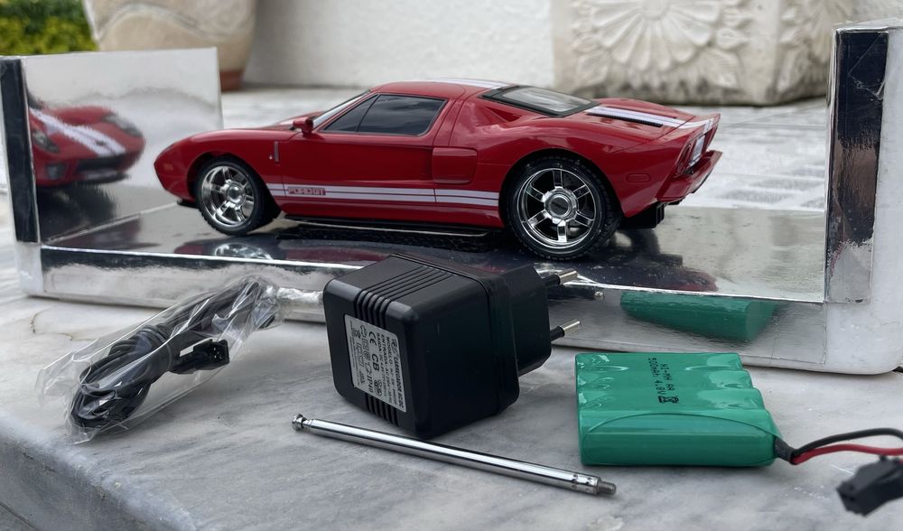 Ford GT telecomandado
