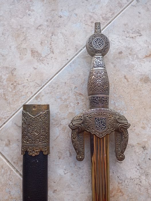 Espada Decorativa com Bainha