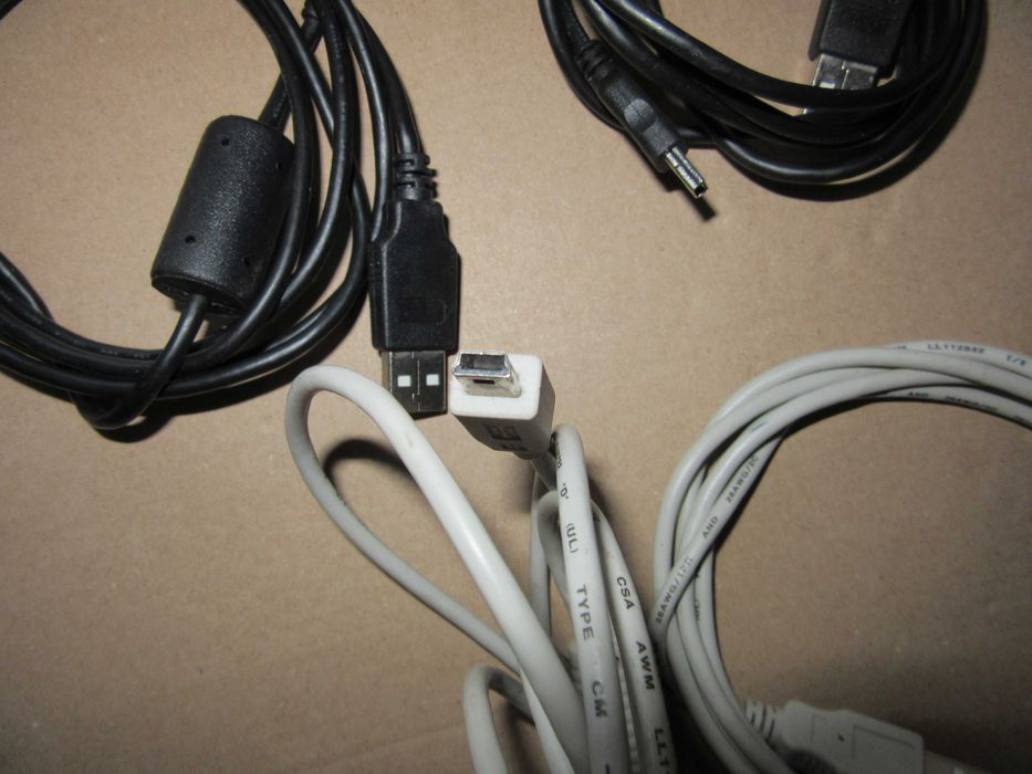 Cabos USB - A  USB - Mini