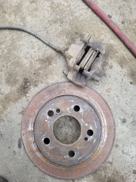 Суппор тормозной диск Mercedes W201/W24/W203/W208/W210/W211/W219/W220