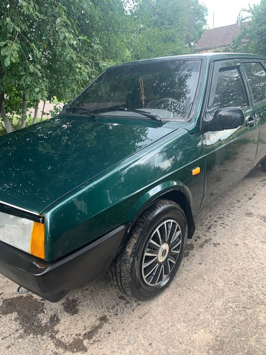 Автомобіль ВАЗ 21099