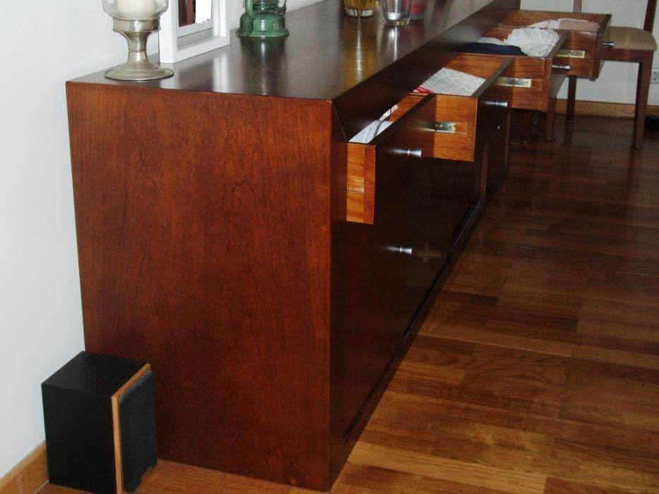 Aparador em cerejeira