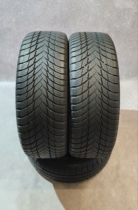205.60.16 Bridgestone Blizzak LM001 2шт