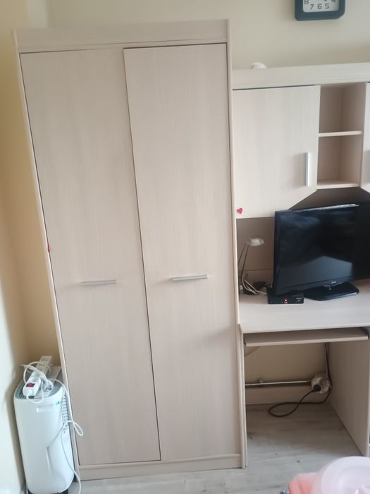Komplet mebli  młodzieżowych