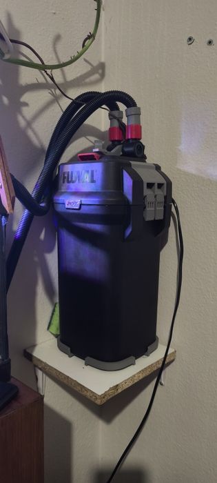 Vendo aquário completo