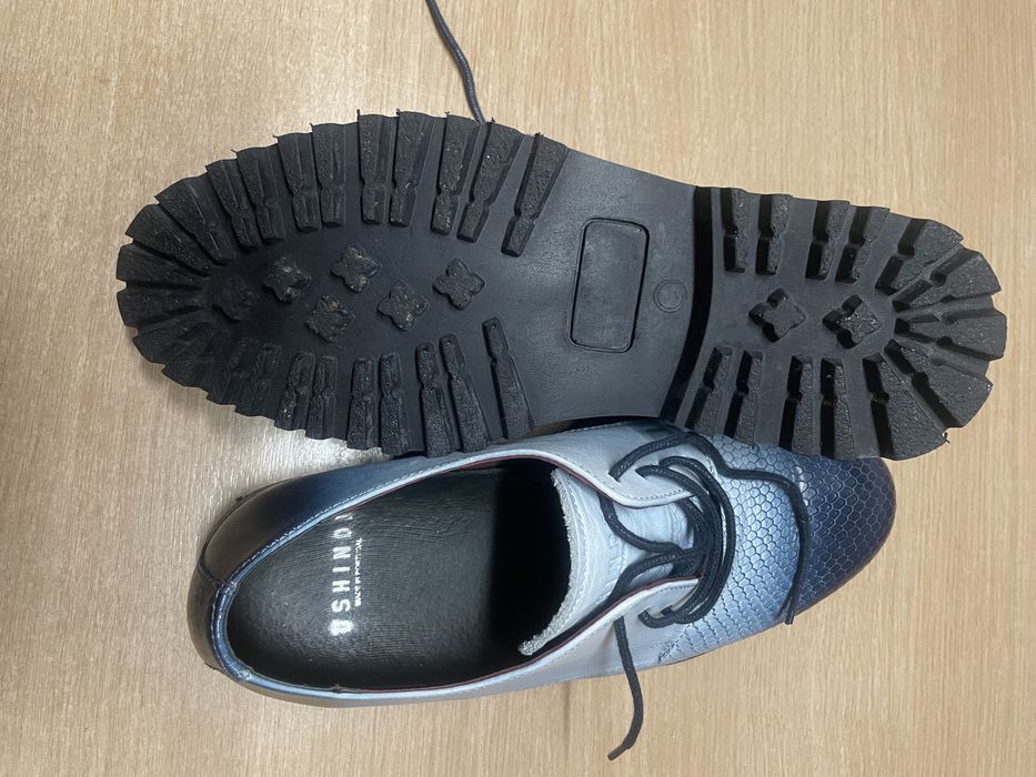 Sapatos Ushindi n. 39