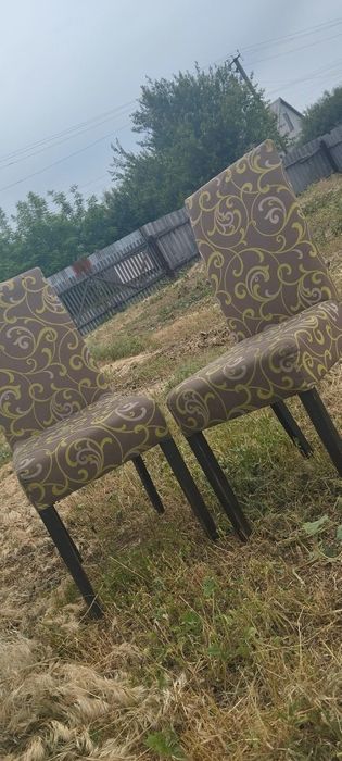Продам мягкие стулья
