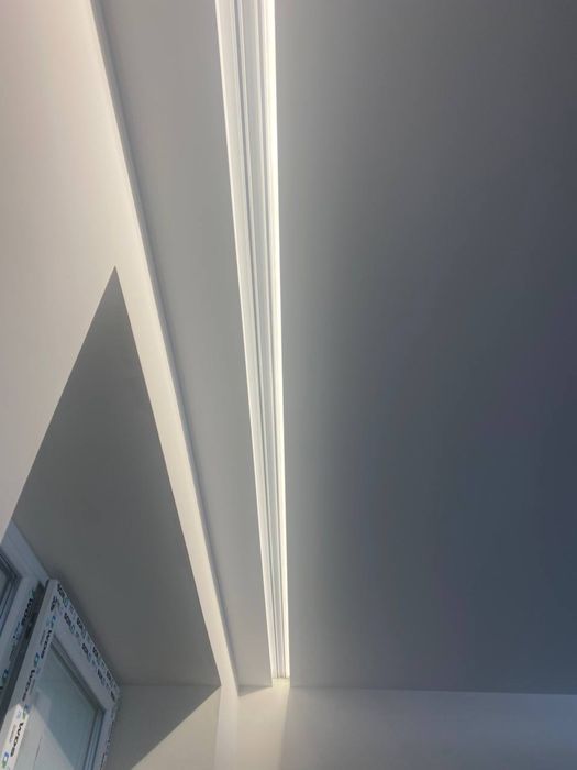 Натяжные потолки,Натяжні стелі.